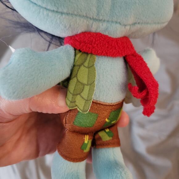 Dreamworks Trolls World Tour Branch 10" Plush with Vest and Red Scarf - Picture 4 of 6